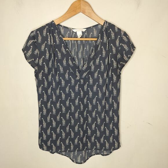 H&M Giraffe Print Top Short Sleeve V Neck Blouse - Picture 1 of 9